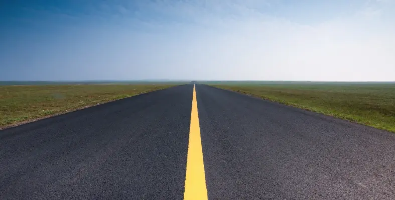 yellow_line_on_asphalt