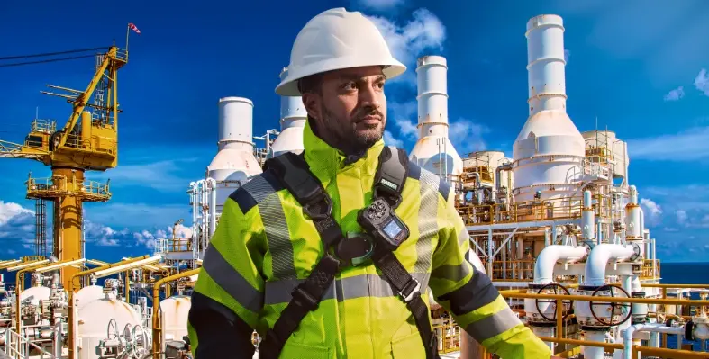 a_worker_wearing_a_hard_hate